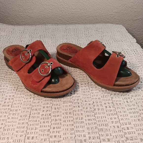 Sofft women's cardinal red suede leather adjustable slide sandals sz 8 Medium - Picture 1 of 15